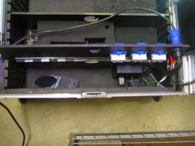 Litet fack med strömförsörjning