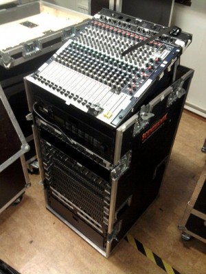 2011-03-04 20.49.07.jpg