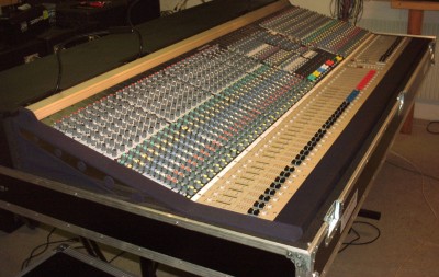 MH3_40_in_case.JPG