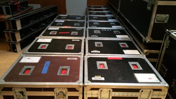 Martin Mac 250 Entour.jpg