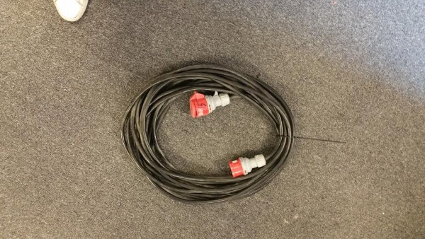 Kabel 16amp.jpg