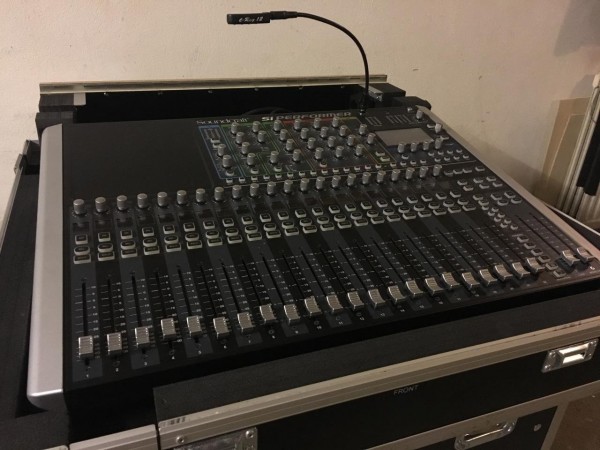 Soundcraft Performer 2