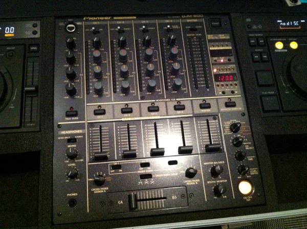 djm600.jpg