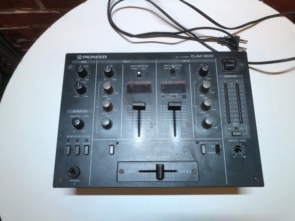 DJM-500 prisidé: 400 kr