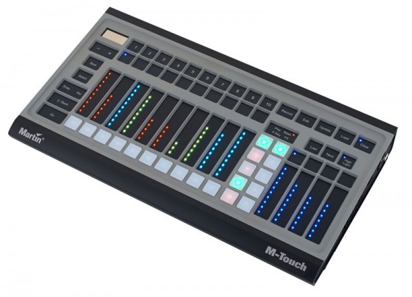 1st M-touch - Pris: 3000kr. Nyskick