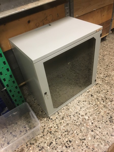 Installationsrack 12HE 300kr